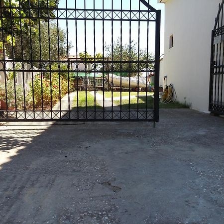 דירות Nikitis House מראה חיצוני תמונה